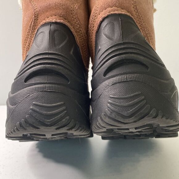 Grizzly Aspen Thinsulate Suede Lace-Up Winter Snow Boot Faux Fur Stock #657080 - Picture 7 of 16